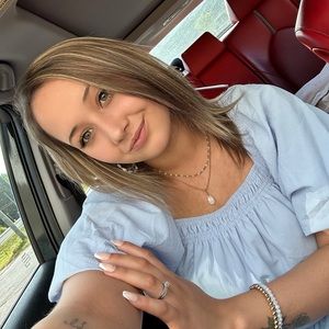 Meet your Posher, Chasity
